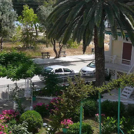 Juli Apartamento Nea Poteidaia