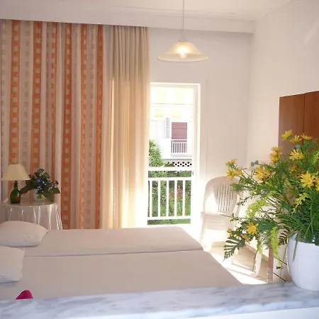 Juli Апартаменты *