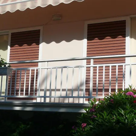 Апартаменты Juli Неа-Потидеа