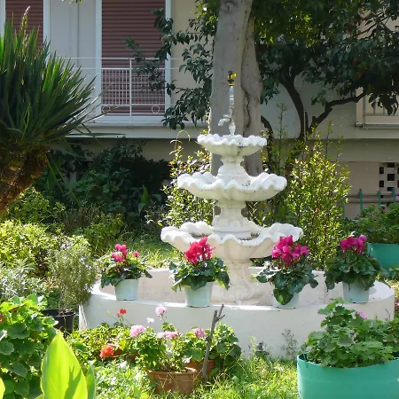 Juli Неа-Потидеа