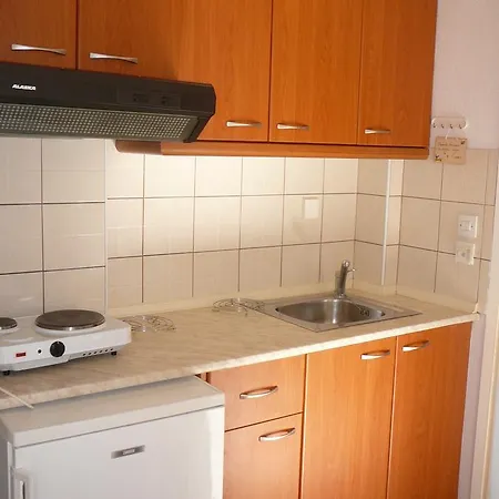 Juli Апартаменты Неа-Потидеа